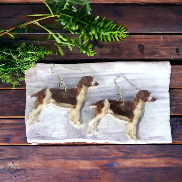 Brittany Dog Earrings - Jewelry for Dog Lovers and Bird Hunting Enthusiasts - Picture 3 of 7